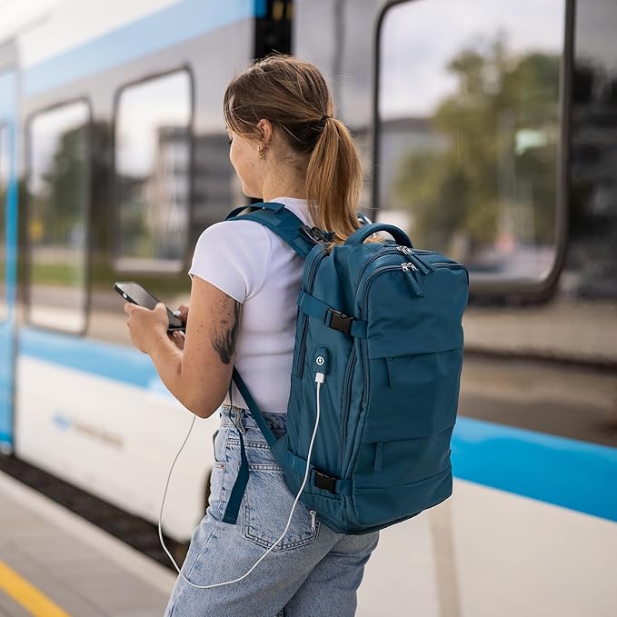 Multifunctional Travel and Business Backpack 🎒✨